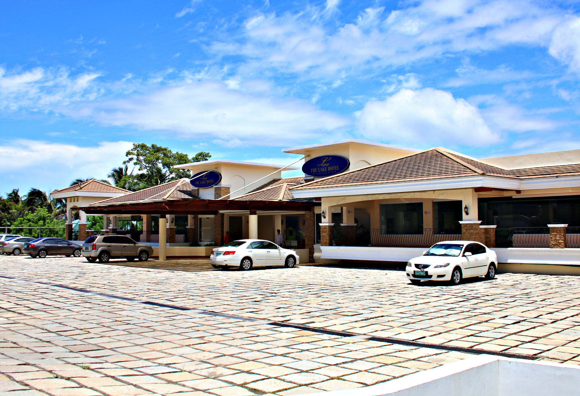 The Lake Hotel Tagaytay Tagaytay City Esterno foto